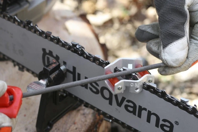 Pilnik Husqvarna