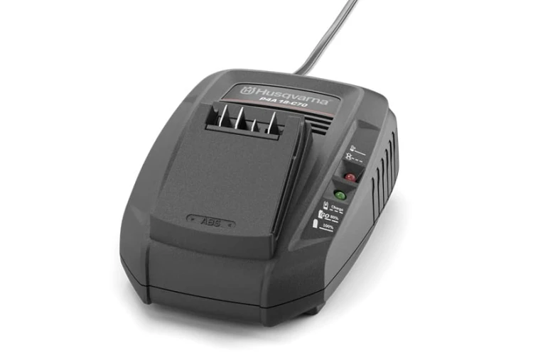 Ładowarka ASPIRE P4A 18-C70